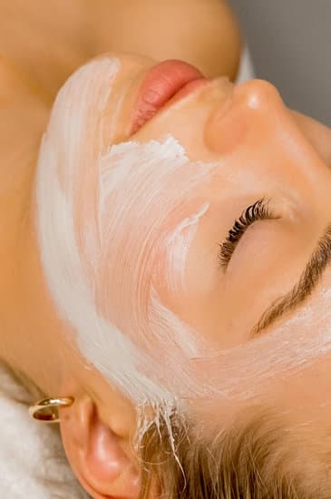 Complexion Renewal Facial